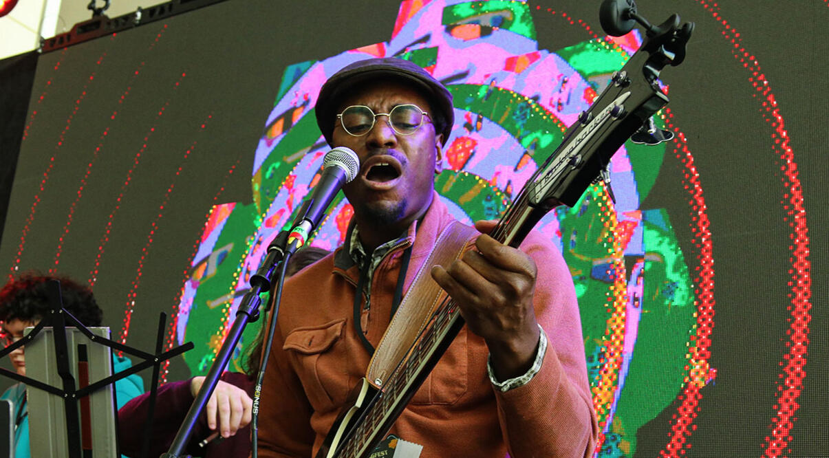 Cassidini playing bass